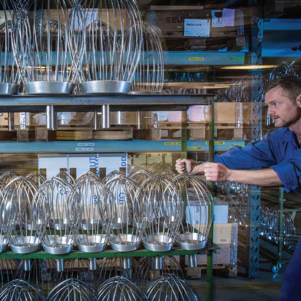 Varimixer Production bending wires process - Whip done - ready to ship
