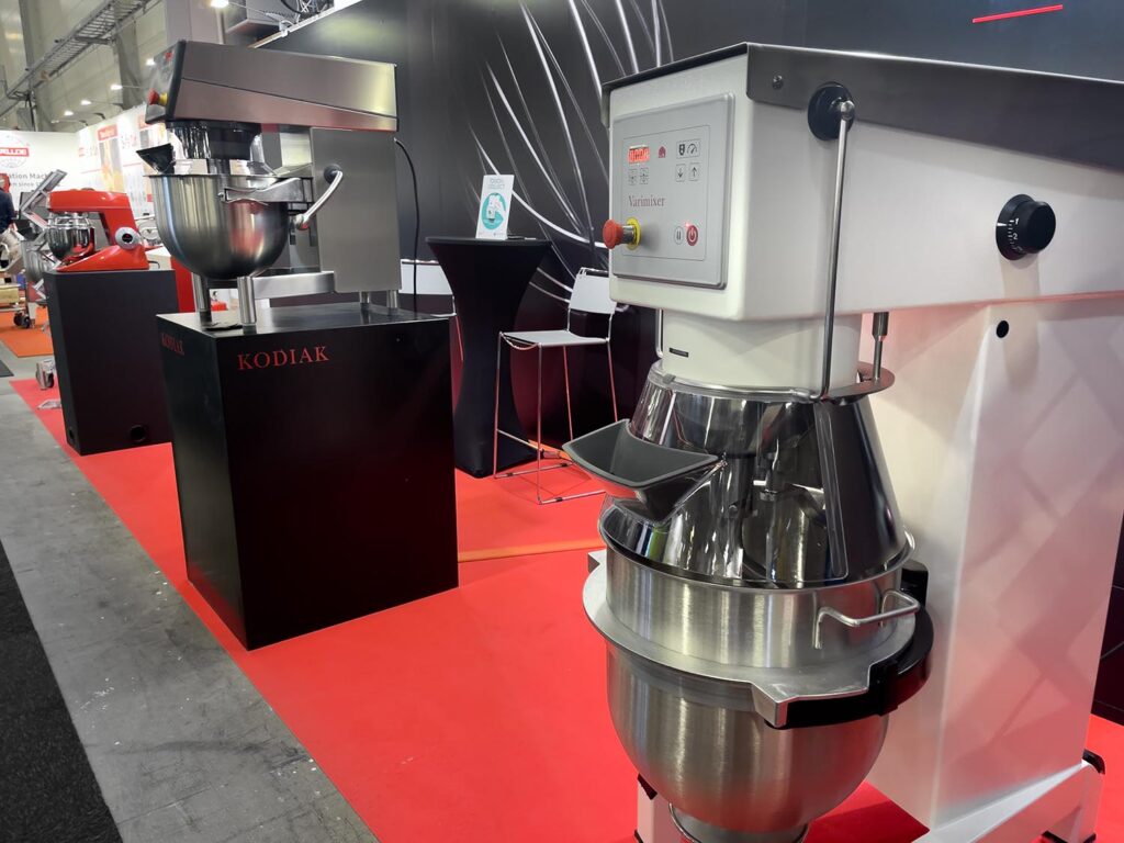 Varimixer Fair Exhibition Stand Booth Kodiak Teddy AR